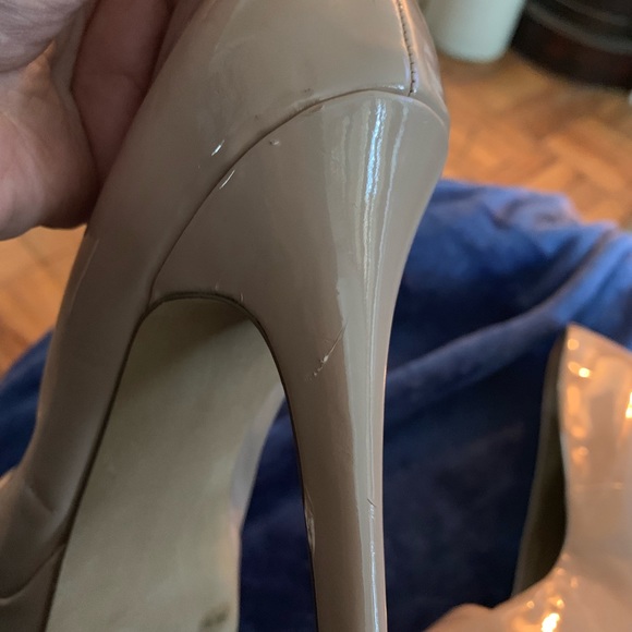 Pumps - Picture 6 of 6